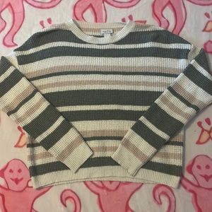 Selling this because it’s too small, I only wore it twice really good condition